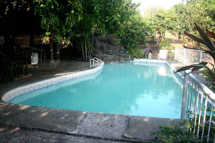 Lot with Improvement in Taytay, Rizal for Sale