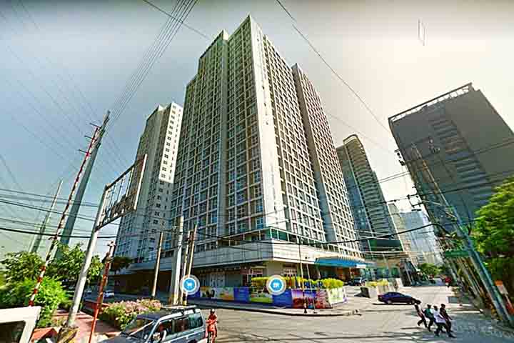 Studio Condo for Rent in The Linear Makati