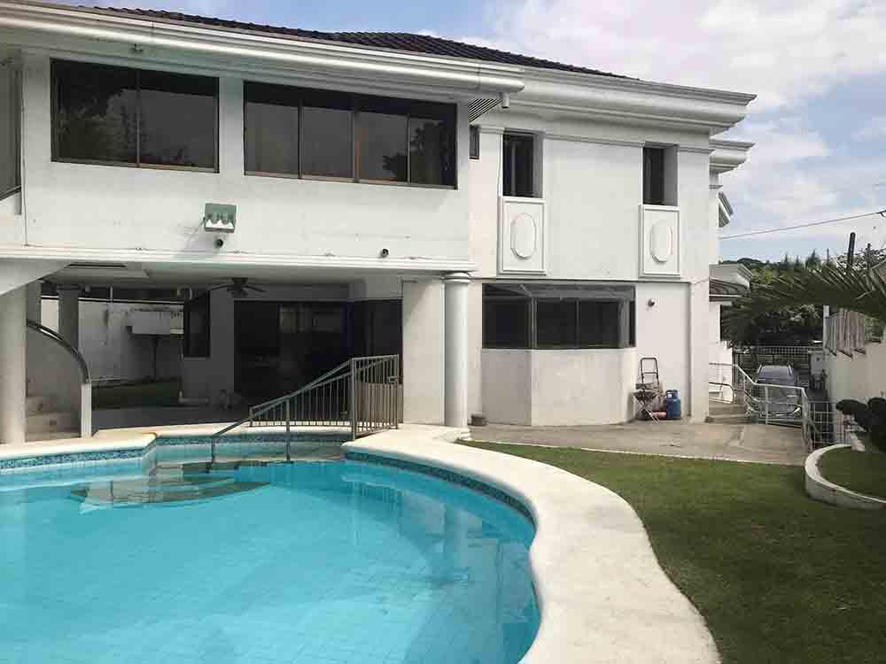 5BR House and Lot for Sale in Ayala Alabang Village, Muntinlupa