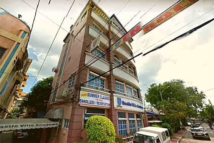 Five-story Building for Sale in Project 7, Quezon City