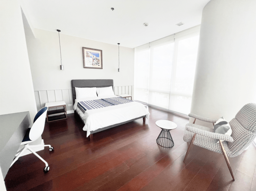 4BR Condo unit for Sale in The Suites, Bonifacio Global City, Taguig