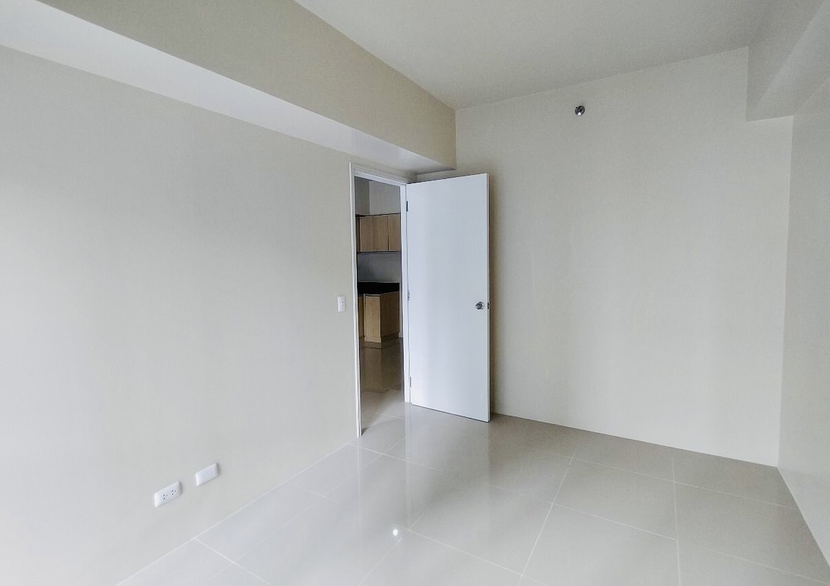 Condo unit for Sale in The Montane